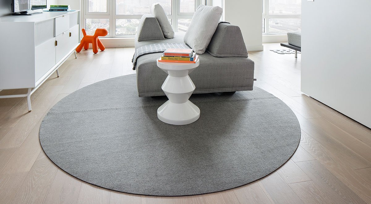 Troy Residence circle rug